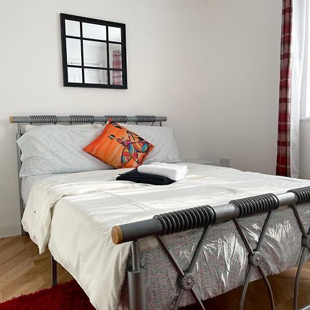 Eldridge Court Apartment 达格纳姆 外观 照片